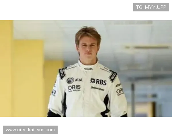 自行车赛爆冷！老将被年轻小将一脚踹下领奖台